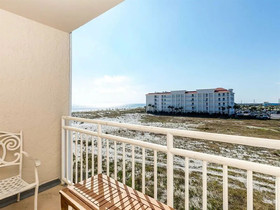 Sugar Beach by Vacasa