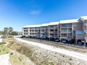 Sugar Beach by Vacasa