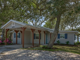 Sunny South by Meyer Vacation Rentals