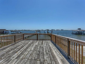 Sunny South by Meyer Vacation Rentals