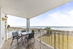 SunSwept by Hosteeva