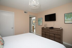 SunSwept by Hosteeva