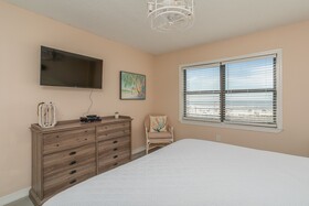 SunSwept by Hosteeva