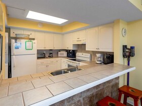 The Breakers Orange Beach Condos by Meyer Vacation Rentals by Vacasa