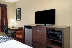 La Quinta Inn & Suites by Wyndham Oxford - Anniston