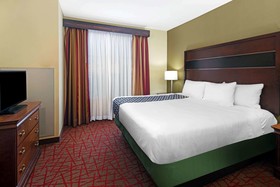 La Quinta Inn & Suites by Wyndham Oxford - Anniston