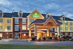 La Quinta Inn & Suites by Wyndham Oxford - Anniston