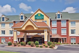 La Quinta Inn & Suites by Wyndham Oxford - Anniston