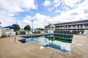 Motel 6 Anniston Al