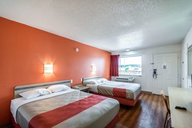 Motel 6 Anniston Al