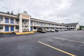 Motel 6 Anniston Al