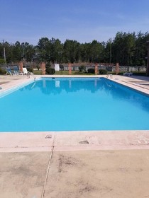 Days Inn by Wyndham Ozark