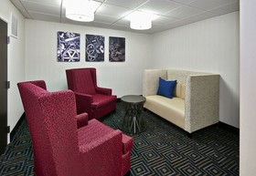 Holiday Inn Express & Suites Birmingham South - Pelham