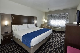 Holiday Inn Express & Suites Birmingham South - Pelham