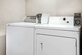 Travelodge by Wyndham Pelham Birmingham