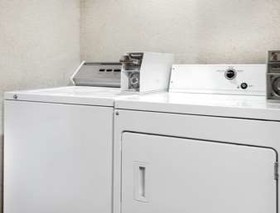 Travelodge by Wyndham Pelham Birmingham