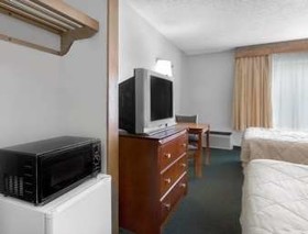 Travelodge by Wyndham Pelham Birmingham