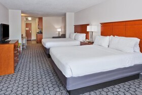 Holiday Inn Express Hotel & Suites Phenix City-Fort Benning Area