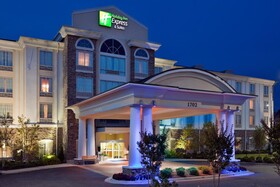 Holiday Inn Express Hotel & Suites Phenix City-Fort Benning Area