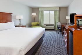 Holiday Inn Express Hotel & Suites Phenix City-Fort Benning Area