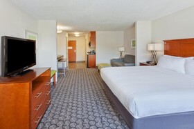 Holiday Inn Express Hotel & Suites Phenix City-Fort Benning Area