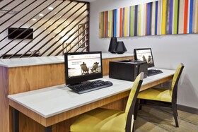 Holiday Inn Express Hotel & Suites Phenix City-Fort Benning Area