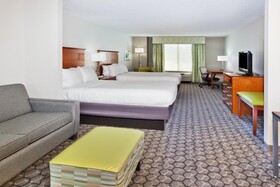 Holiday Inn Express Hotel & Suites Phenix City-Fort Benning Area
