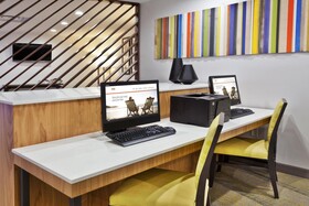 Holiday Inn Express Hotel & Suites Phenix City-Fort Benning Area