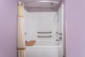 Super 8 by Wyndham Prattville Montgomery