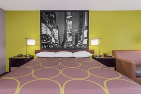 Super 8 by Wyndham Prattville Montgomery