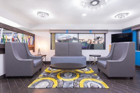 Super 8 by Wyndham Prattville Montgomery