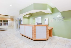 Microtel Inn & Suites by Wyndham Saraland/North Mobile