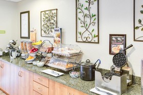 Microtel Inn & Suites by Wyndham Saraland/North Mobile