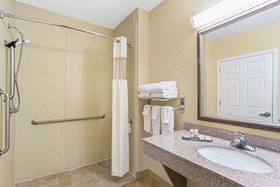 La Quinta Inn & Suites by Wyndham Mobile Satsuma / Saraland