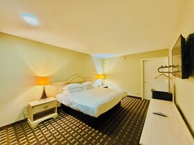 Travelodge by Wyndham Thomasville AL