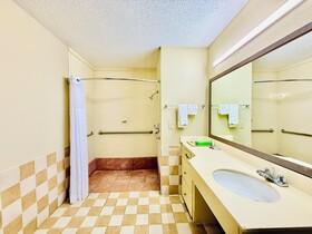Travelodge by Wyndham Thomasville AL