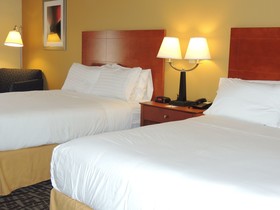 Holiday Inn Express & Suites Birmingham NE - Trussville