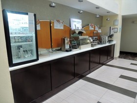 Holiday Inn Express & Suites Birmingham NE - Trussville