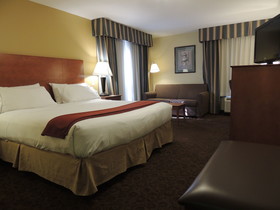 Holiday Inn Express & Suites Birmingham NE - Trussville