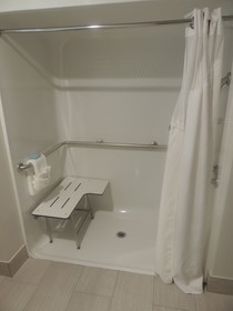 Holiday Inn Express & Suites Birmingham NE - Trussville