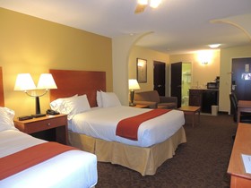 Holiday Inn Express & Suites Birmingham NE - Trussville