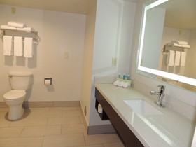 Holiday Inn Express & Suites Birmingham NE - Trussville