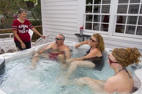 Bama Bed & Breakfast Campus