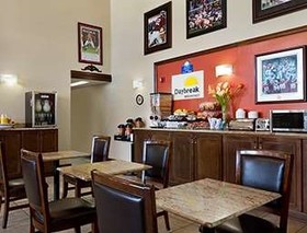 Days Inn & Suites by Wyndham Tuscaloosa - Univ. of Alabama