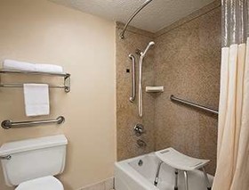 Days Inn & Suites by Wyndham Tuscaloosa - Univ. of Alabama