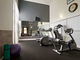 Days Inn & Suites by Wyndham Tuscaloosa - Univ. of Alabama