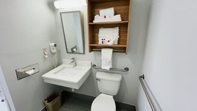 Microtel Inn & Suites by Wyndham Tuscaloosa – East