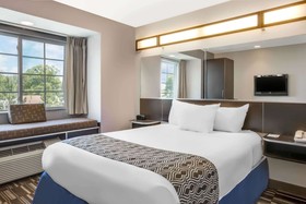 Microtel Inn & Suites by Wyndham Tuscaloosa Near University