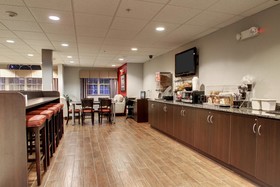 Microtel Inn & Suites by Wyndham Tuscaloosa Near University