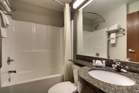 Microtel Inn & Suites by Wyndham Tuscaloosa Near University